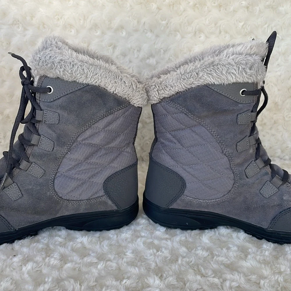 Columbia boots